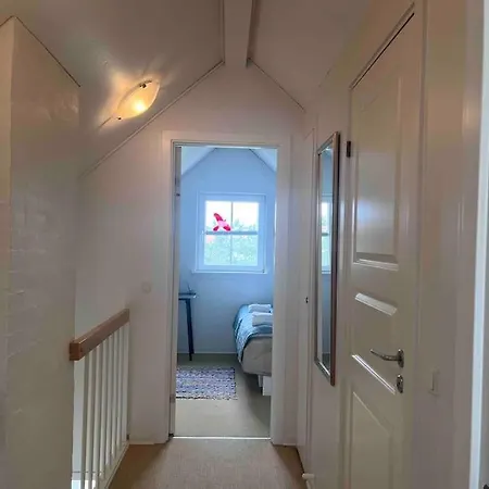 Βίλα Hyggeligt Taet Pa Vandet I Bro Brenderup