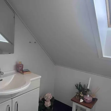 Hyggeligt Taet Pa Vandet I Bro Βίλα Brenderup