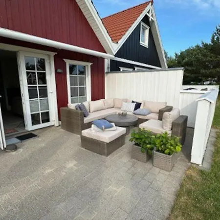 Hyggeligt Taet Pa Vandet I Bro Villa *