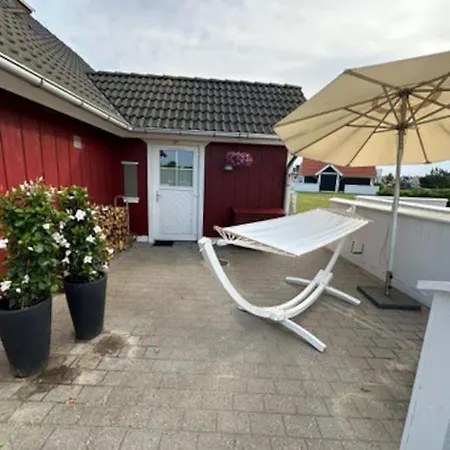 Hyggeligt Taet Pa Vandet I Bro Βίλα *